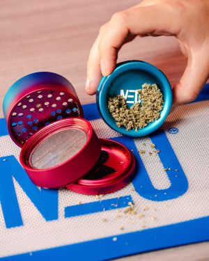 NEU Grinder